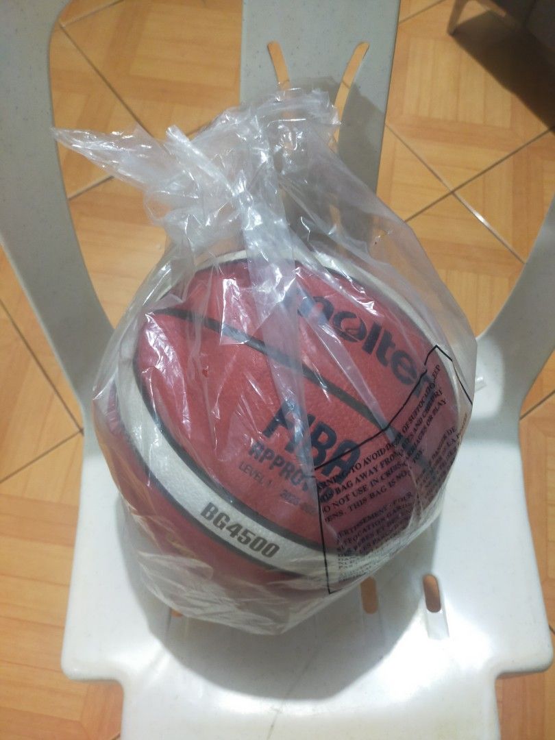 For sale (Category: Racket and Ball Sports) located in Agdangan. Submitted by tiboytikas (Listing ID 1469568850, Image 1). Description: brand new.
