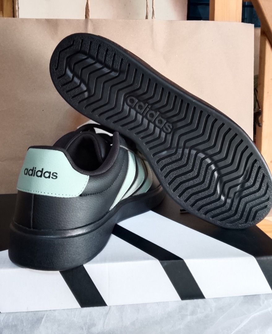 FOR SALE 7.5 RUSH (Category: Casual Shoes) located in Caloocan City. Submitted by axl2026 (Listing ID 1469433398, Image 2). Description: NAA PAY HANGYU PM LANG 09918329777 ADIDAS STREETTALK.