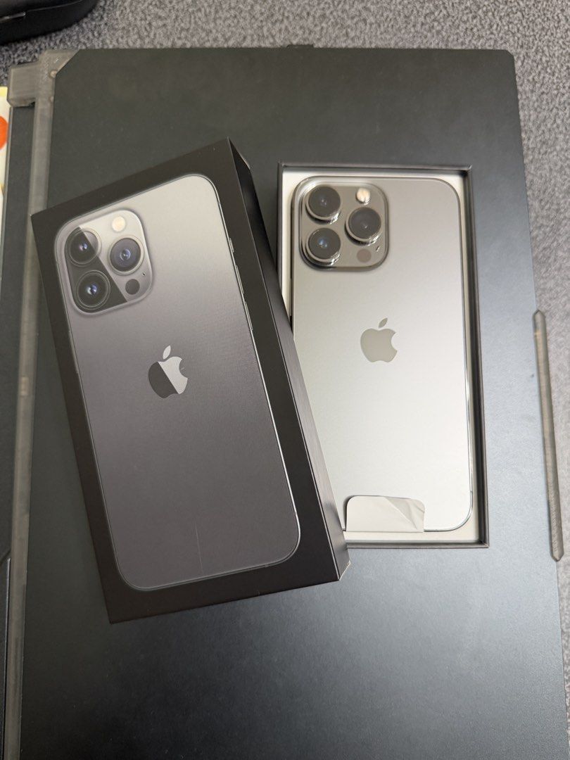 FOR SALE: Iphone 13 pro 512gb (Category: iPhone 13 Series) located in Quezon City. Submitted by pam07pam (Listing ID 1469449384, Image 1). Description: FOR SALE Iphone 13 Pro Graphite 512gb Ntc Approved Factory Unlocked 100% Battery Health All working Battery Replaced - Beyond the Box Service Center No dents Lady owned Meet up: Robinsons Magnolia, SM North, Vertis North or Tomas Morato area Inclusions: UNIT CORD BOX 1 CASE Rfs: Extra phone lang i