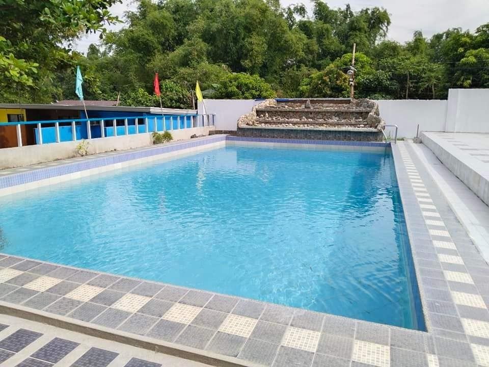 FOR SALE PRIVATE RESORT IN PAMPANGA FULLY OPERATIONAL, Property, For ...