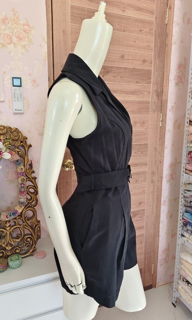 Forever New Black Belted Romper (Category: Rompers) located in Pagudpud. Submitted by altheacee063978 (Listing ID 1469469068, Image 3). Description: xs-s.