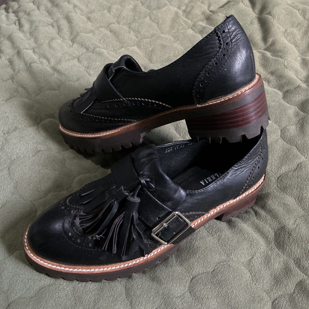 Forleria tassel loafer (Category: Loafers) located in Angeles City. Submitted by goodbuysathome (Listing ID 1469402750, Image 1). Description: Genuine leather Forleria tassel loafer Size 23.5 women Check photos for exact measurements Add Sf 74 Gcash payment Lp posted.