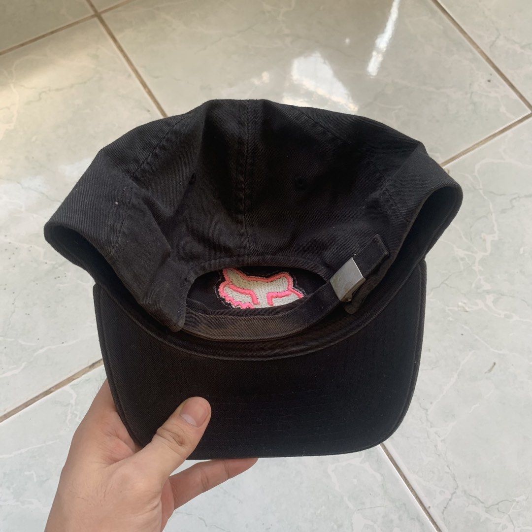 Fox Racing Cap (Category: Activewear) located in Binmaley. Submitted by xenomorphig (Listing ID 1469427844, Image 2). Description: Fox Racing Cap Location: Binmaley, Pangasinan Mode of Payment: Gcash Courier: J&T Express.