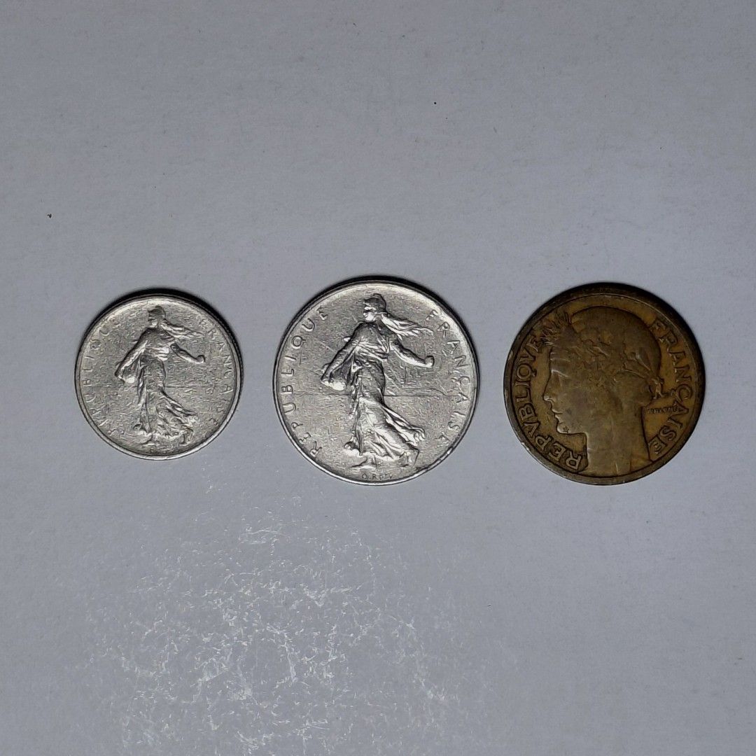 France Coin Set (Category: Currency) located in Tagbilaran City. Submitted by bennycollectibles (Listing ID 1469439224, Image 2). Description: •Add an additional 150 for shipping.