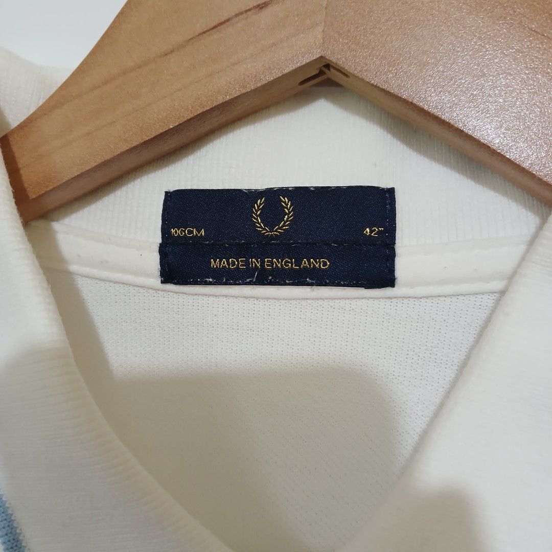 FRED PERRY POLO SHIRT (Category: Tshirts & Polo Shirts ) located in Ozamiz City. Submitted by 2nd.sight (Listing ID 1469407112, Image 3). Description: size: medium/large w: 22 l: 27 like new.