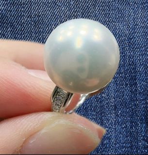 (Category: ) located in . Submitted by ChloeKawaiihome (Listing ID 1469570328, Image 1). Description: .
