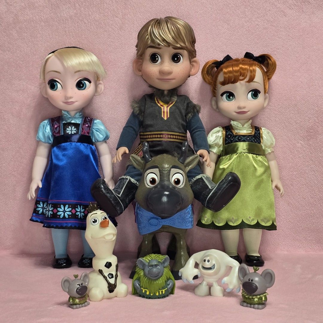 FROZEN ANIMATOR SET (Category: Kids Toys) located in Quezon. Submitted by blushreloved (Listing ID 1469440087, Image 1). Description: Selling As Set Only & As Is.