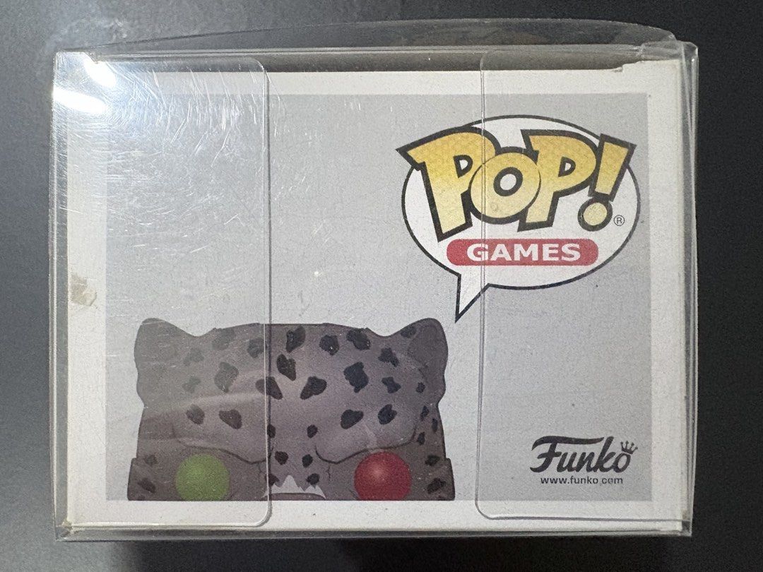 Funko Pop Games Tekken Armor King 202 (Category: Designer & Blind Box Toys) located in Manila. Submitted by popnloaded (Listing ID 1469455566, Image 2). Description: - Item: Funko Pop #202 Armor King (Tekken) - Edition: 2022 Funkon LE (with front window sticker) - Condition: Small tear on top, stored carefully on shelf - Packaging: Original box included with clear protective sleeve - Corners: Sharp and intact PM for more photo. Mode of Payment: G