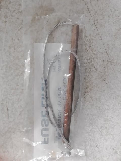 FUSE LINK SPECS: 3 A (Category: Everything Else Others) located in Manila. Submitted by joeyroque09 (Listing ID 1469446944, Image 1). Description: FUSE LINK SPECS: 3 A.