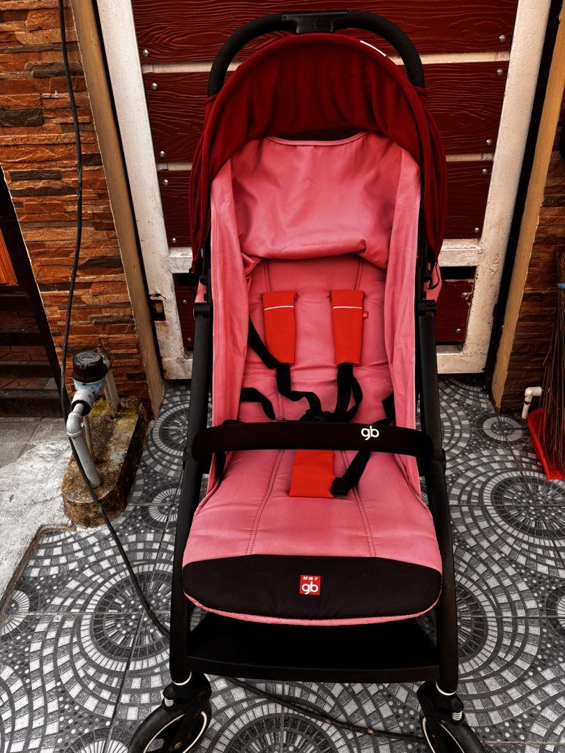 GB WING Baby D635 Stroller (Category: Strollers) located in Rodriguez. Submitted by anjloving (Listing ID 1469537300, Image 3). Description: Only used 2x. Ayaw ng sakyan ng bata gusto lakad lang. Bagong bago pa po. Can ship thru lalamove or jnt.