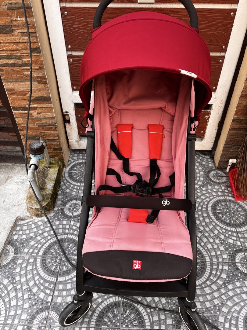 GB WING Baby D635 Stroller (Category: Strollers) located in Rodriguez. Submitted by anjloving (Listing ID 1469537300, Image 1). Description: Only used 2x. Ayaw ng sakyan ng bata gusto lakad lang. Bagong bago pa po. Can ship thru lalamove or jnt.