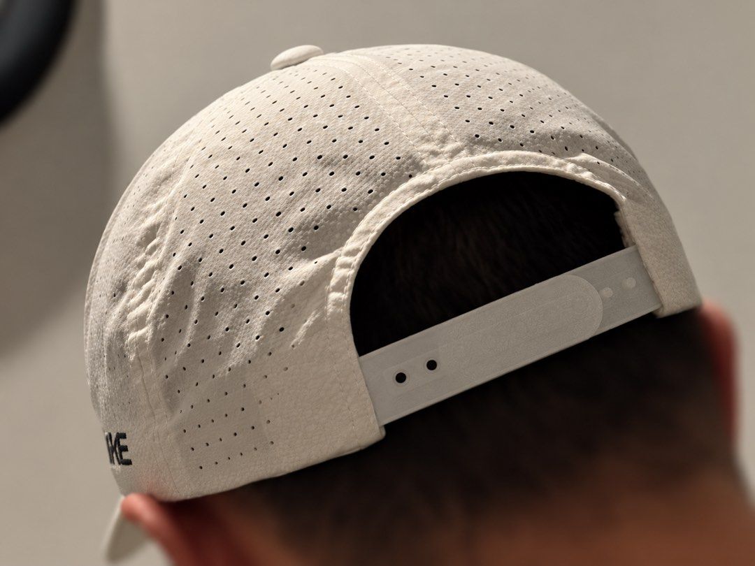 G/FORE White Golf Cap (Category: Caps & Hats) located in Angeles City. Submitted by binostuff (Listing ID 1469512392, Image 3). Description: G/FORE White Golf Cap – Pre-Loved Selling my G/FORE golf cap, originally purchased brand-new. Note: The cap has a “SAMPLE” marking. It may be a sample unit that was mistakenly sold to me as a regular retail item. Condition: * Pre-loved * Color condition: 8/10 * Lightweight and breathable material * Perforate