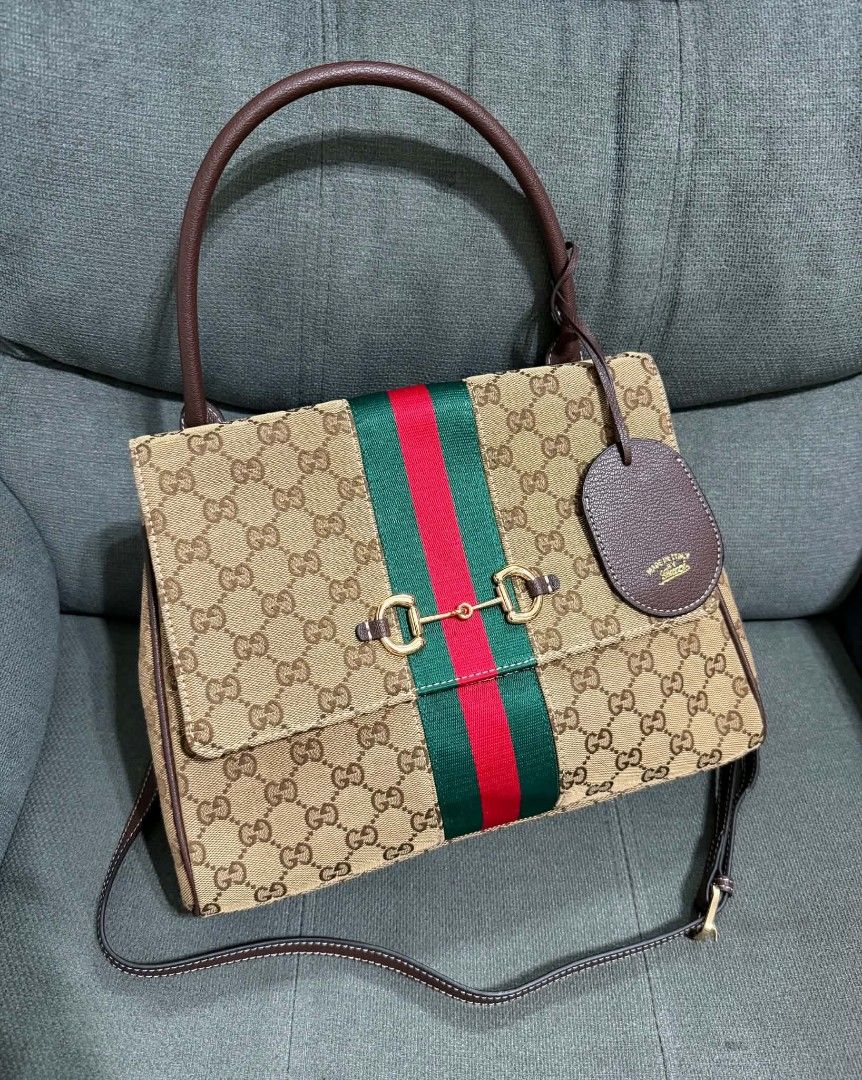 GG Med Paparazzo 2way (Category: Shoulder Bags) located in Quezon City. Submitted by luxxechic (Listing ID 1469436883, Image 1). Description: coded with black tag with dust bag with hang tag good as new no issue actual photo posted japan preloved mop: gcash .