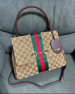(Category: ) located in . Submitted by luxxechic (Listing ID 1469436883, Image 1). Description: .