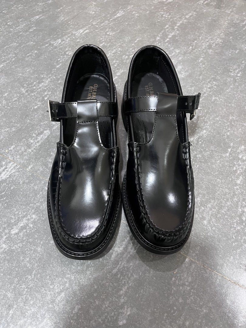 G.H Bass (Category: Casual Shoes) located in Tacloban City. Submitted by bisag.unsa (Listing ID 1469412326, Image 2). Description: Details - Size 10 - Unisex - Brandnew Condition.