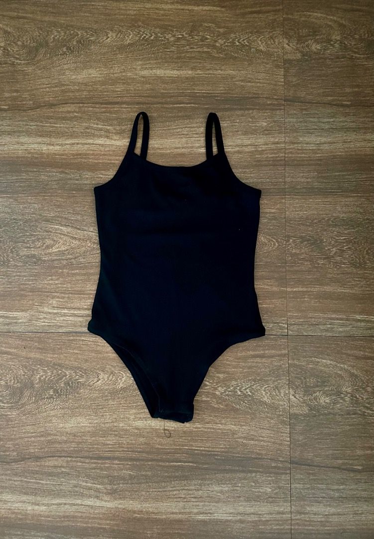 Girls Bodysuit (Category: Babies & Kids Fashion) located in Porac. Submitted by gentlefox_e6359d (Listing ID 1469465446, Image 1). Description: .