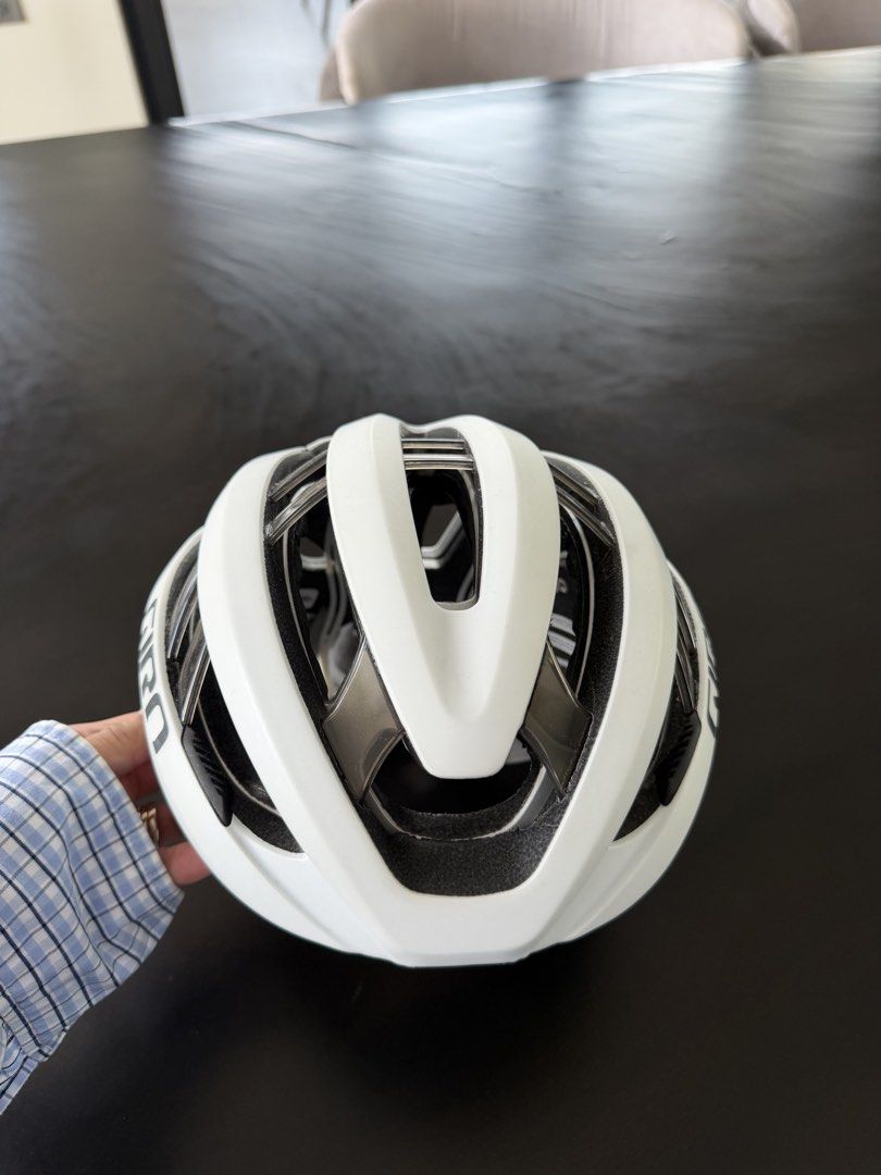 Giro Aries Spherical MIPS Bicycle Helmet White (Category: Bicycles) located in Pasig City. Submitted by francesca.valdes98 (Listing ID 1469496869, Image 2). Description: - Brand: Giro Aries Spherical Road Cycling Helmet - Color: White with stylish silver straps - Size: Small (51-55cm head circumference) - Safety: Advanced MIPS safety system - Design: Ultra-lightweight with superior ventilation channels - Condition: Flawless, spotless shell, zero 