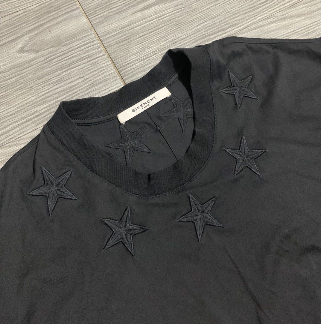 Givenchy Star Embroidered T-Shirt (Category: Luxury Apparel) located in Pozorrubio. Submitted by plco. (Listing ID 1469526398, Image 2). Description: Givenchy Star Embroidered T-Shirt L on tag 25x34 color rate: 10/10 complete tags bacon neck no other issues.