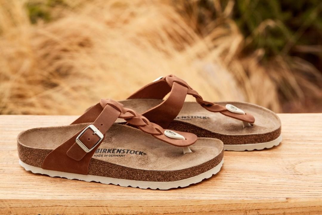 Gizeh Oiled Leather Cognac (Category: Slippers and slides) located in Rizal. Submitted by hiraya16 (Listing ID 1469409338, Image 1). Description: Onhand ready to ship Size 35/36/37/38/39/40 Other sizes available? DM us ✉️.