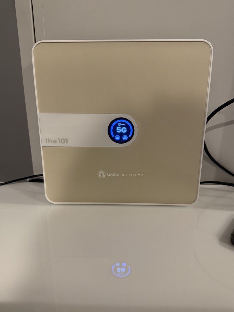 Globe at Home The 101 5G Smart Router (Category: Networking) located in Manila. Submitted by michaelpchua33 (Listing ID 1469550072, Image 1). Description: - Globe at Home The 101 5G smart router - Fast home internet setup, handles multiple devices with ease - Includes original box - Ready to plug in and use - Unli Internet until oct 24 - RFS: may fiber internet na - includes the original SIM.