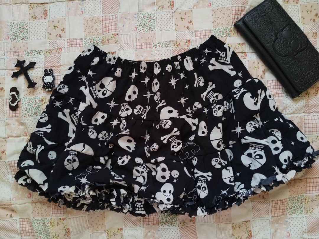 Gothic Skull miniskirt (Category: Skirts) located in Cebu City. Submitted by thrift_with_anjel (Listing ID 1469526194, Image 1). Description: ❀.ೃ࿔Skull miniskirt❀.ೃ࿔* 🌹Brand: Girlstyle 🥀Flaw: small stain 🌸Waist: 28-44 🌸Lenght: 14 🌷Mine: 299(AU).