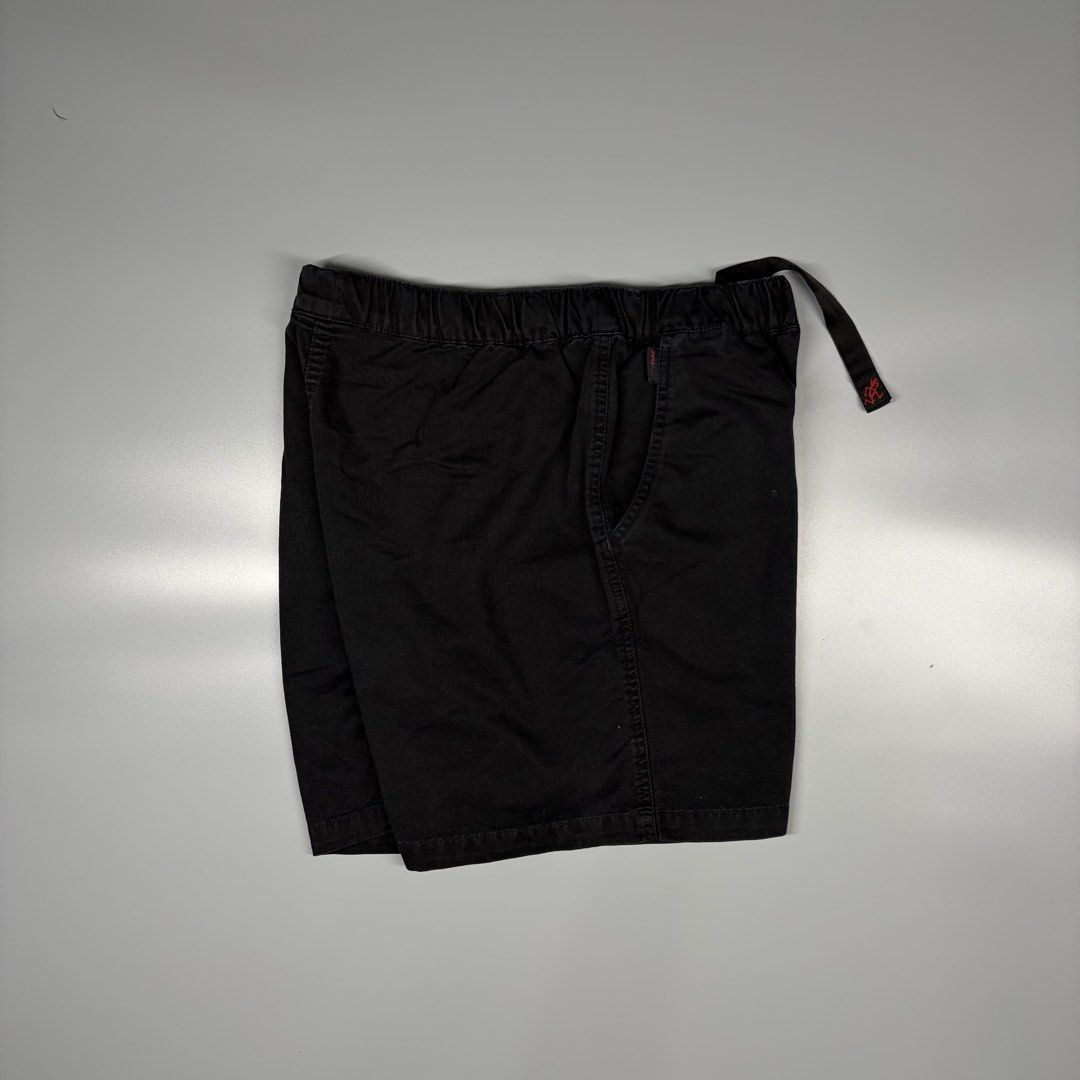 Gramicci (Category: Activewear) located in Cavite. Submitted by onebeancent (Listing ID 1469512589, Image 3). Description: Size: Large (30 to 36 Waistline) Dimension: 17" Length (Above the knee) Color: Black Color Rate: 9.5/10 Issue: None Condition: Excellent Price: 950php Additional Shipping Fee (J&T Medium Pouch) 120php Luzon 145php visayas 185php mindanao.