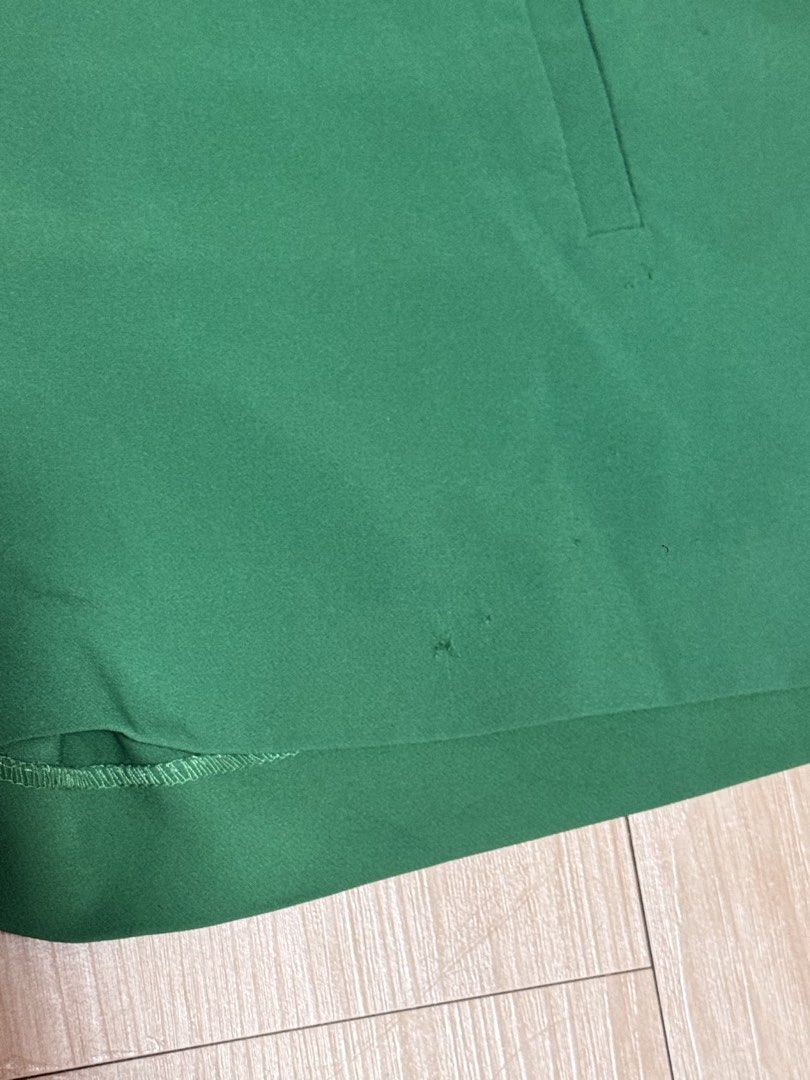 Green Formal Shorts (Category: Shorts) located in Lapu Lapu. Submitted by bzzzzarah (Listing ID 1469562952, Image 3). Description: Very breathable fabric Fabric is not too thick.