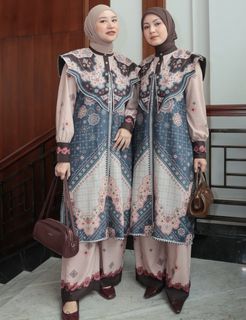 (Kategori: ) berada di . Dikirim oleh she.stuff14 (ID iklan 1469425164, Gambar 1). Deskripsi: .