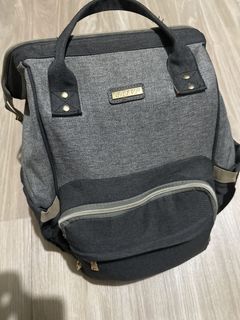 Doughnut Macaroon Backpack Black Grey Tan, Men's Fashion, Bags ...