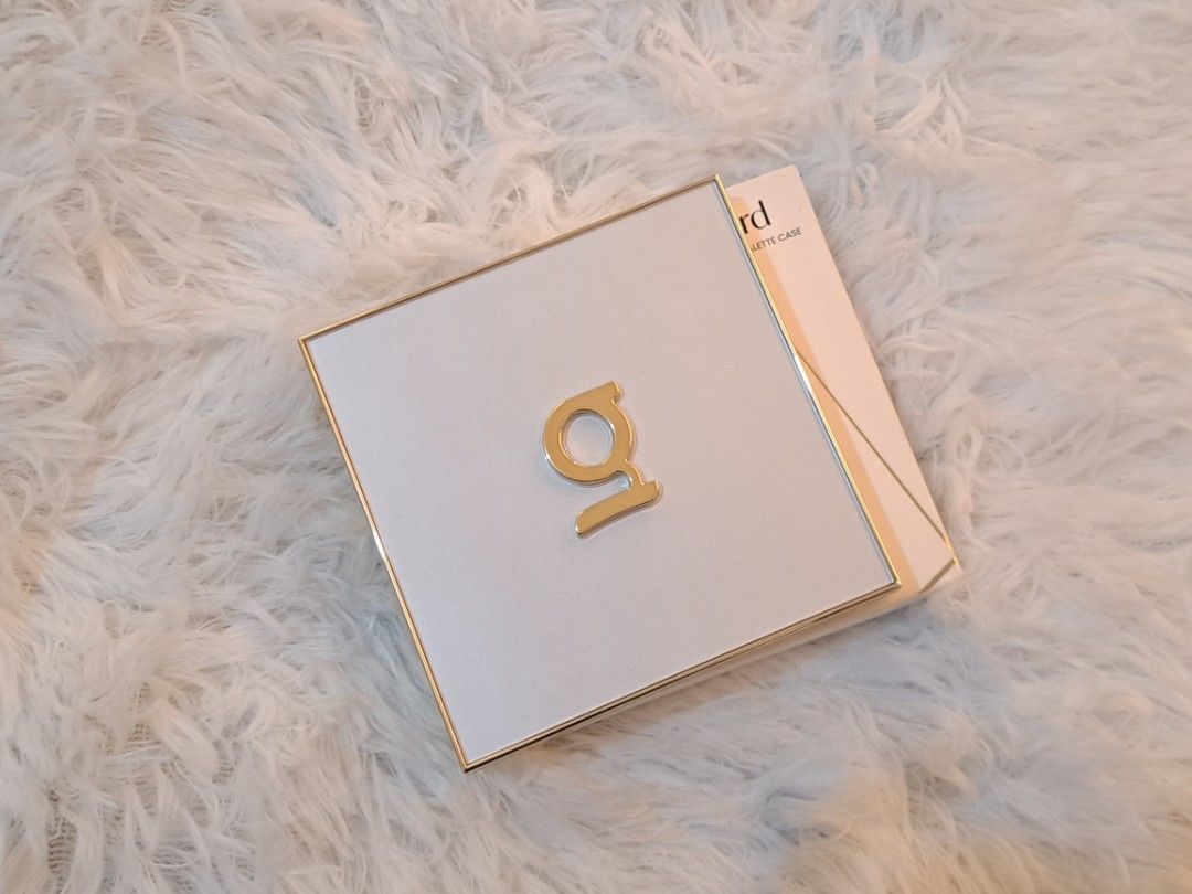 GRWM 4 pan pallete set (Category: Makeup) located in Bulacan. Submitted by queen08_ (Listing ID 1469572622, Image 2). Description: SOLD AS SET - Baked Blush ( Venus ) - Soft Veil ( Juno ) - Brontour ( Smoked Hazel ) - Highlighter ( Candlelit ) - Eyeshadow ( Petals & Exclusive ).