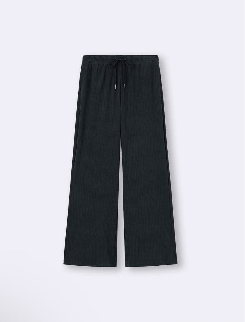 GU BY UNIQLO rib pull on pants (Category: Other Bottoms) located in San Jose del Monte. Submitted by mamiracky (Listing ID 1469404724, Image 2). Description: .