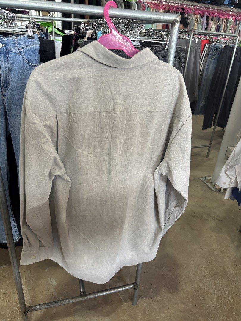GU longsleeve (Category: Formal Shirts) located in Puerto Princesa. Submitted by 18arc (Listing ID 1469406690, Image 2). Description: .