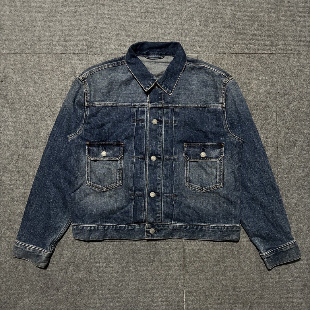 GU Type 2 Denim Trucker Jacket (Category: Coats, Jackets and Outerwear) located in Cavite. Submitted by gemsouttanowhere (Listing ID 1469483772, Image 1). Description: 23x23.5 Like new No issue.