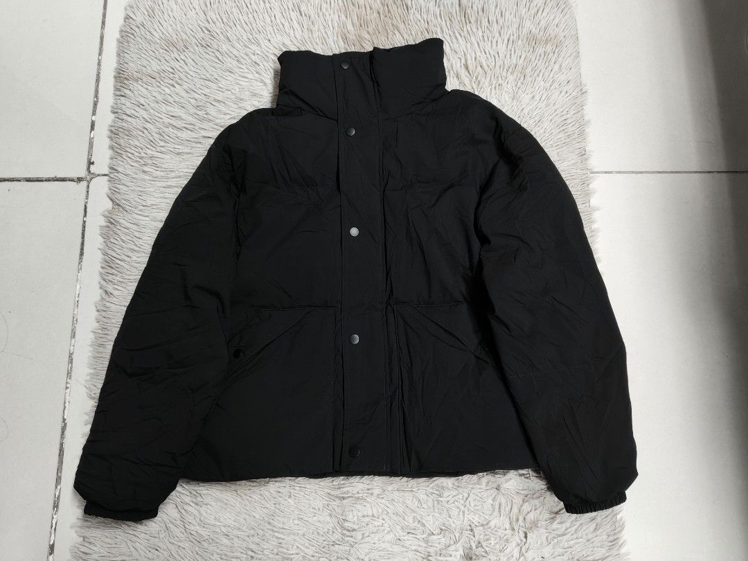 GU Warm Padded Jacket (Category: Coats, Jackets and Outerwear) located in Angeles City. Submitted by miss_independent01 (Listing ID 1469405171, Image 3). Description: GU Warm Padded Jacket Color: Black Width: 23 (Small on tag) Length: 23.5 Sleeve: 22 Shoulder: 20 MOP: Gcash ✅ Mine Now, Pay Now ✅ First to Pay, Gets the Item 📍 PAMPANGA Courier: JnT 🚚🚚 PM 💌💌.