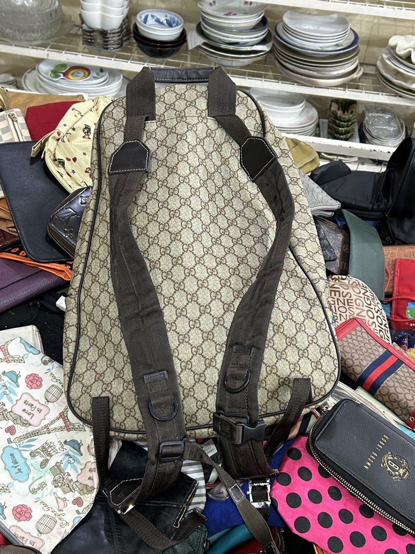 GUCCI BACKPACK (Category: Backpacks) located in Manila. Submitted by cy_bakz (Listing ID 1469406909, Image 3). Description: Excellent No flaws .
