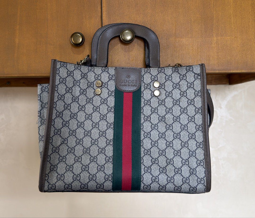 GUCCI BAG (Category: Shoulder Bags) located in Manila. Submitted by urban.vintage (Listing ID 1469443281, Image 1). Description: ISSUE: NONE (NEED WASH) MOP :GCASH (NO COD) SHIP VIA: LALAMOVE & J&T LOCATION: PASIG CITY OFF/LEGIT.
