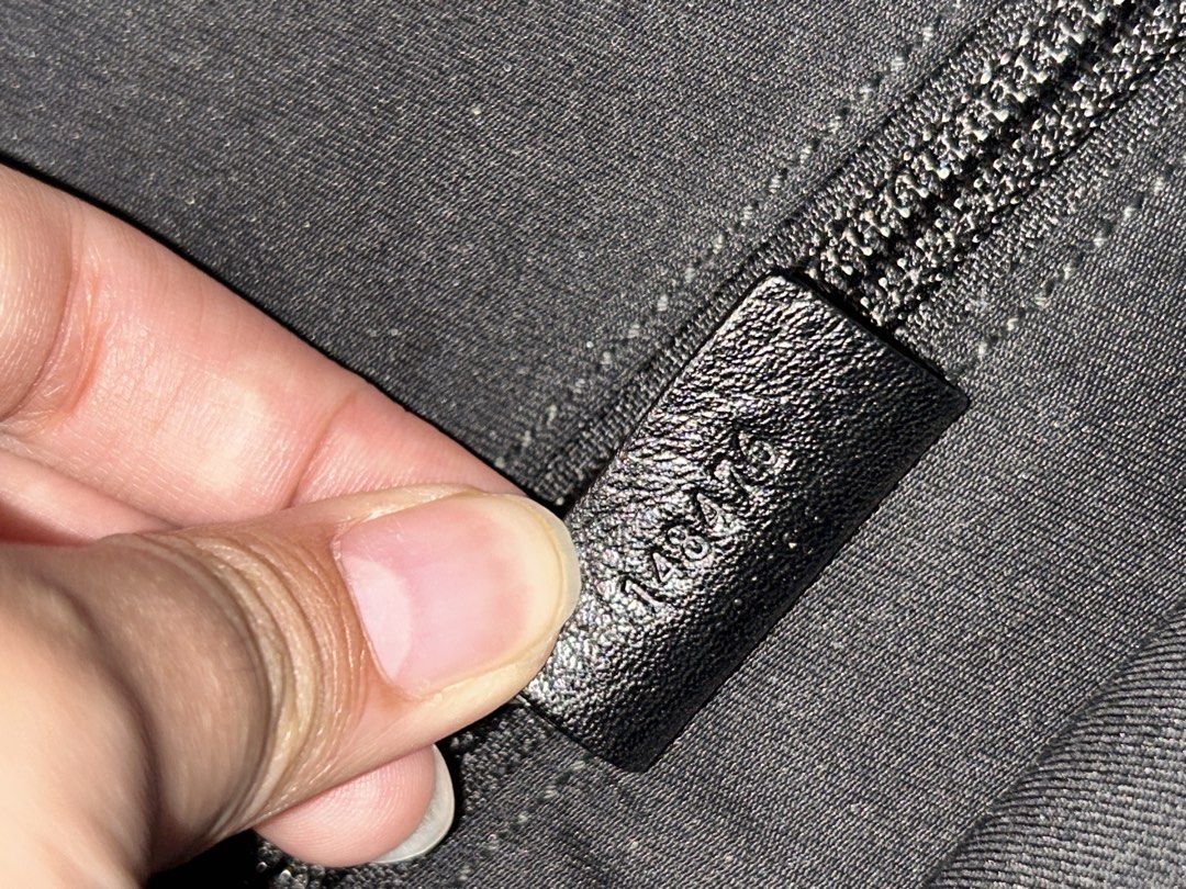 Gucci Black Leather Handbag with Lock Hardware (Category: Luxury Bags & Wallets) located in Manila. Submitted by campnks (Listing ID 1469451290, Image 2). Description: - Brand: Gucci - Color: Classic Black - Material: Soft textured leather grain with clean, durable stitching - Hardware: Sleek silver-tone hardware - Special Features: Includes matching leather luggage tag and unique circular lock mechanism detail on the front - Strap: Conveniently 