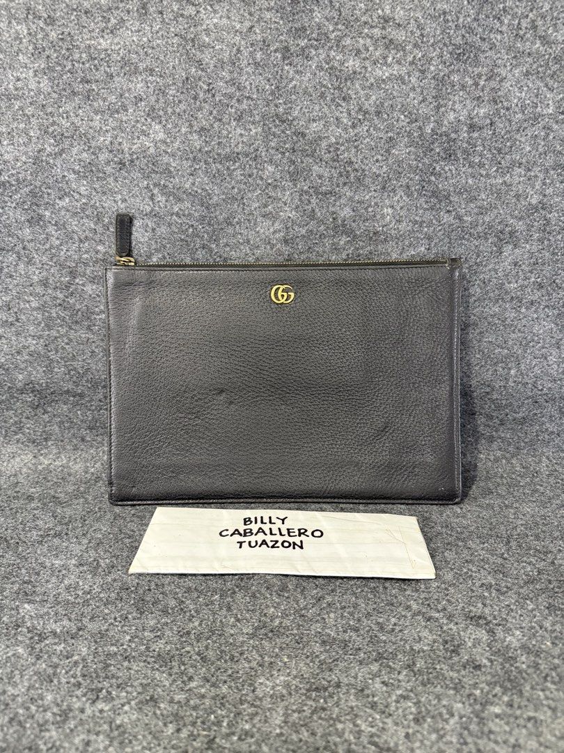 GUCCI GG MARMONT CLUTCH BAG (Category: Luxury Bags & Wallets) located in Taguig. Submitted by billsanity (Listing ID 1469449462, Image 1). Description: ⚠️ READ THE DESCRIPTION AND CHECK ALL PICS BEFORE INQUIRING ⚠️ ⚠️GRAB IT BEFORE IT’S GONE⚠️ ⚠️MINE MO NA BAKA MAUNAHAN KA PA MAGSISI KA PA ⚠️ GUCCI GG MARMONT CLUTCH BAG 💯💯💯 Money back guaranteed Rank AB Used but in presentable condition Removed D ring and missing strap Bawal sa maarte! Selling