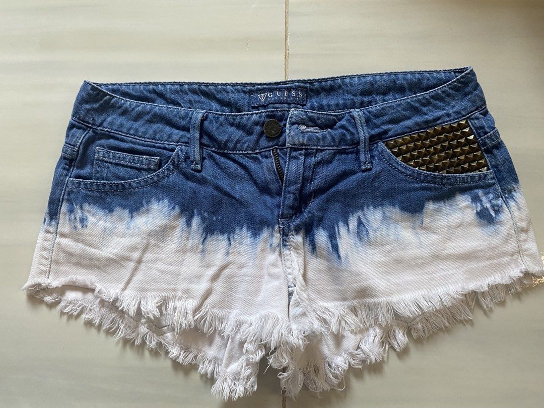 Guess Denim Studded Dip Dye Shorts (Category: Shorts) located in Santa Rosa. Submitted by honeyrackk (Listing ID 1469441068, Image 1). Description: US SIZE 25.