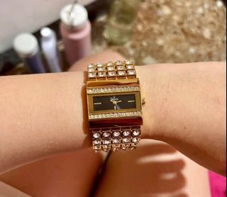 (Category: ) located in . Submitted by micaverzosa30 (Listing ID 1469509522, Image 1). Description: .