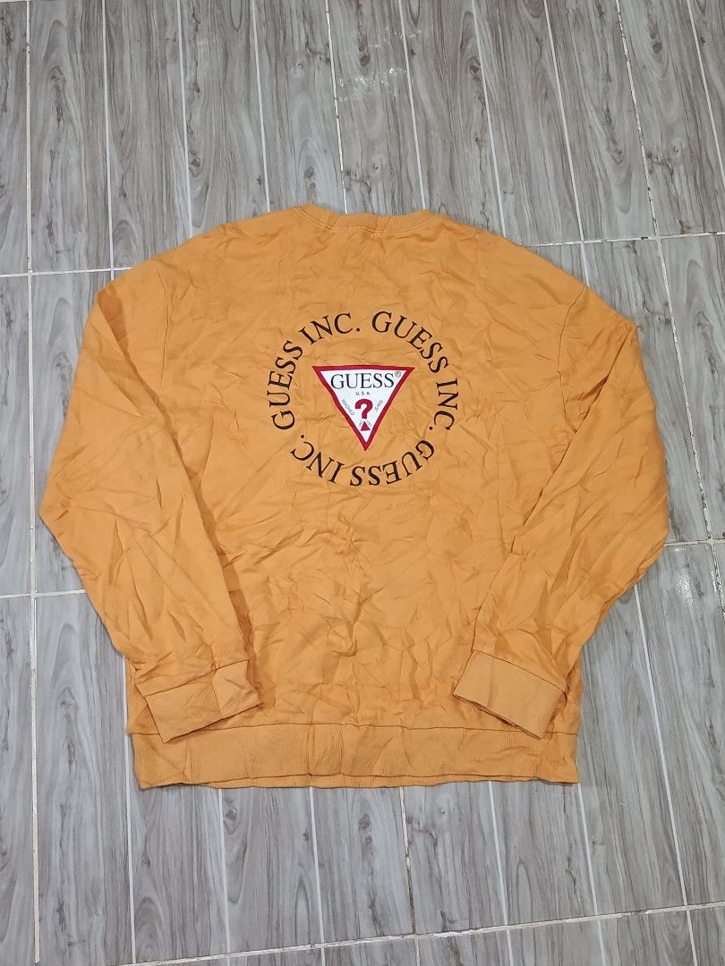GUESS SWEATER JACKET (freeshipping) (Category: Coats, Jackets and Outerwear) located in Quezon City. Submitted by gyl-stop (Listing ID 1469458706, Image 2). Description: free shipping 23 x 29.5 excellent condi cr: 9.8/10 issue: dot white stain sa harap.