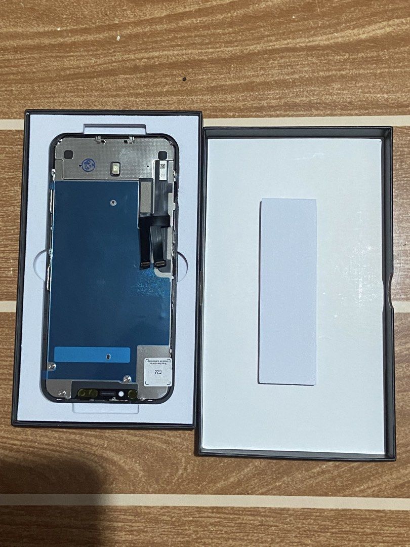 Gx lcd for IPhone 11 (Category: iPhone 11 Series) located in Manila. Submitted by kiyanna.preloved (Listing ID 1469470660, Image 3). Description: - Compatible Model: iPhone 11 (256GB) - Brand/Type: GX LCD Screen Replacement - Color: Black - Condition: Brand new in original box packaging - Features: Factory-sealed presentation, high-quality replacement display assembly as shown in photos - RFS: nagana pala yung lcd ko, sayang lang if hindi naman m