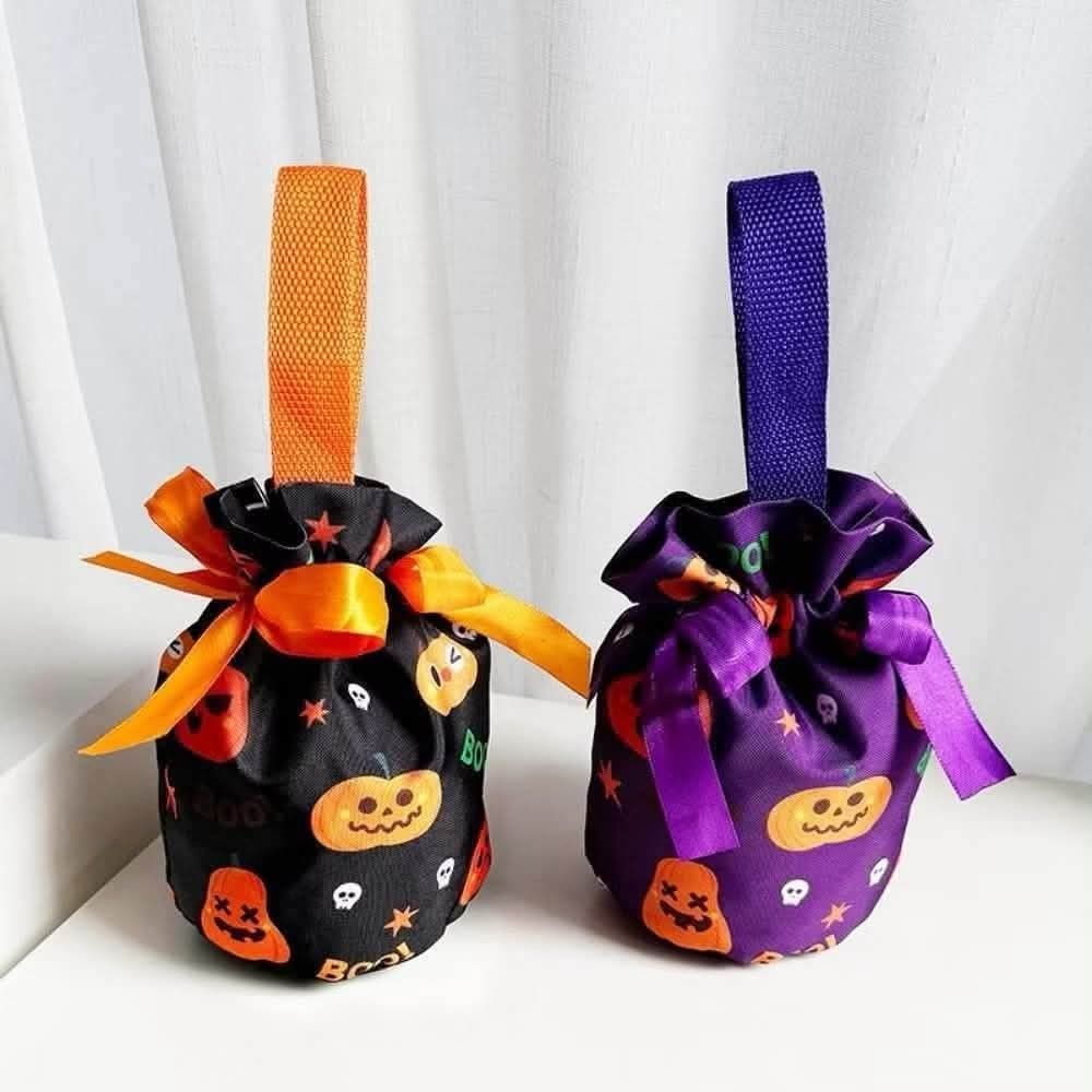 Halloween Candy Bag (Category: Vintage Collectibles) located in Manila. Submitted by yzlshop (Listing ID 1469459675, Image 3). Description: 100 each.