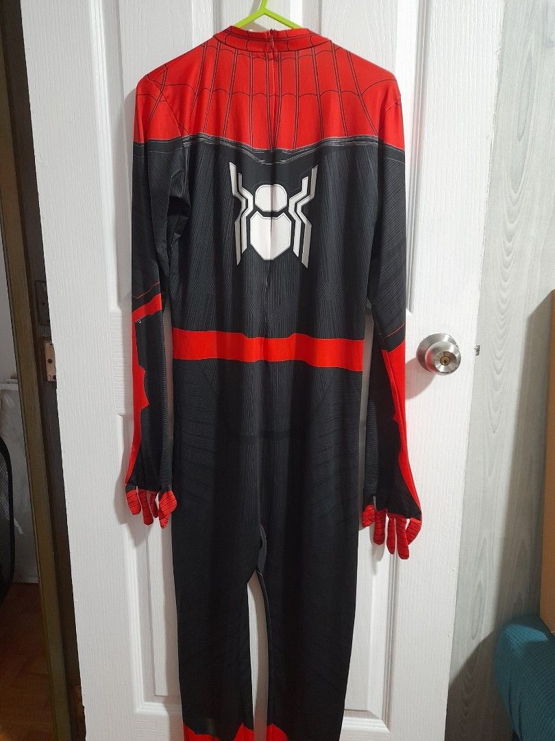 HALLOWEEN costume Spiderman (Category: Activewear) located in Cavite. Submitted by csdepot (Listing ID 1469405839, Image 3). Description: Like New ,used only once great for halloween costume Can fit a large person material: spandex.