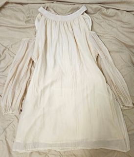 (Category: ) located in . Submitted by thriftgemzz (Listing ID 1469559482, Image 1). Description: .