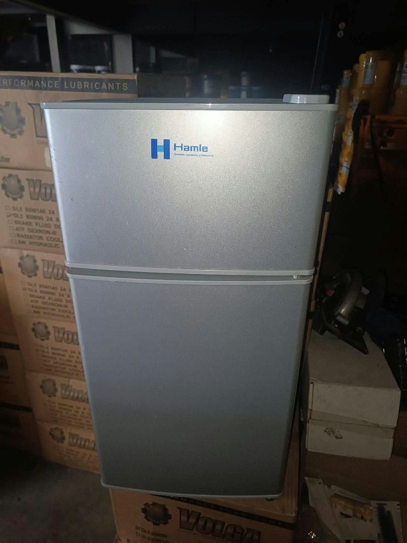 Ham Le 2 doors mini ref with freezer (Category: Refrigerators and Freezers) located in Manila. Submitted by simonchkies (Listing ID 1469494715, Image 1). Description: Selling this Ham Le 2 door mini ref. Okay na okqy yung freezer niya, sakto lang mga pwede ilagay. and matipid sa kuryente. mga 1-2kwh lng every 3-4 days. Pickup here at Wakas Bocaue Bulacan para matry niyo ung unit. or Lalamove pero payment first. u can check my feedbacks and also I