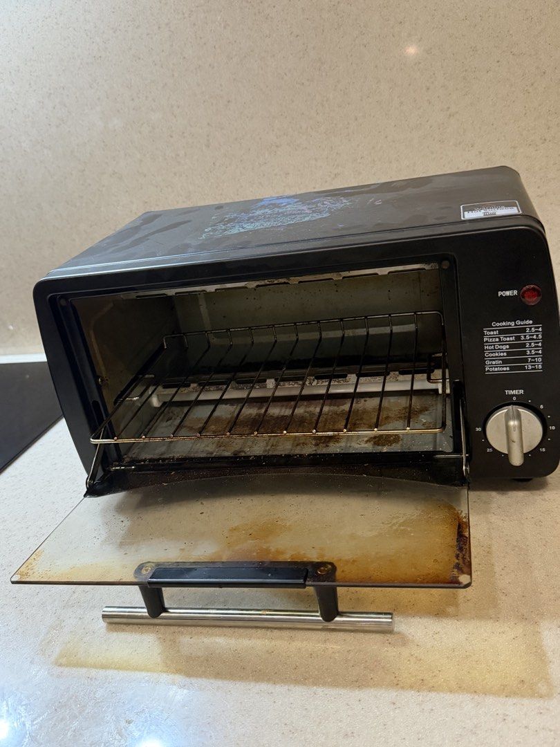Hanabishi 9 Liter Over Toaster (Category: Ovens & Toasters) located in Mandaluyong City. Submitted by rinamelissa (Listing ID 1469466073, Image 2). Description: Capacity 9 liter 30 min. timer with bell ring Full black body 2 pcs. quartz heating elements 1 knob timer Accessories: baking tray, wire rack Power input: 650W Unit dimension: 360x237x190mm Pick up c/o Buyer Nearest Landmark: Shangrila Plaza Mall.