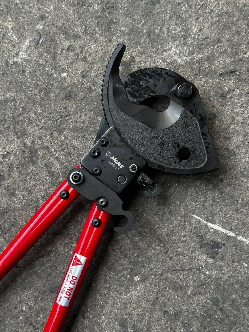 Hans Ratchet Cable Cutter Code: 1936-17 500mm (1000mcm) (Category: Everything Else Others) located in Manila. Submitted by 09171479278_elsie. (Listing ID 1469419464, Image 1). Description: Hans Ratchet Cable Cutter Code: 1936-17 500mm (1000mcm).