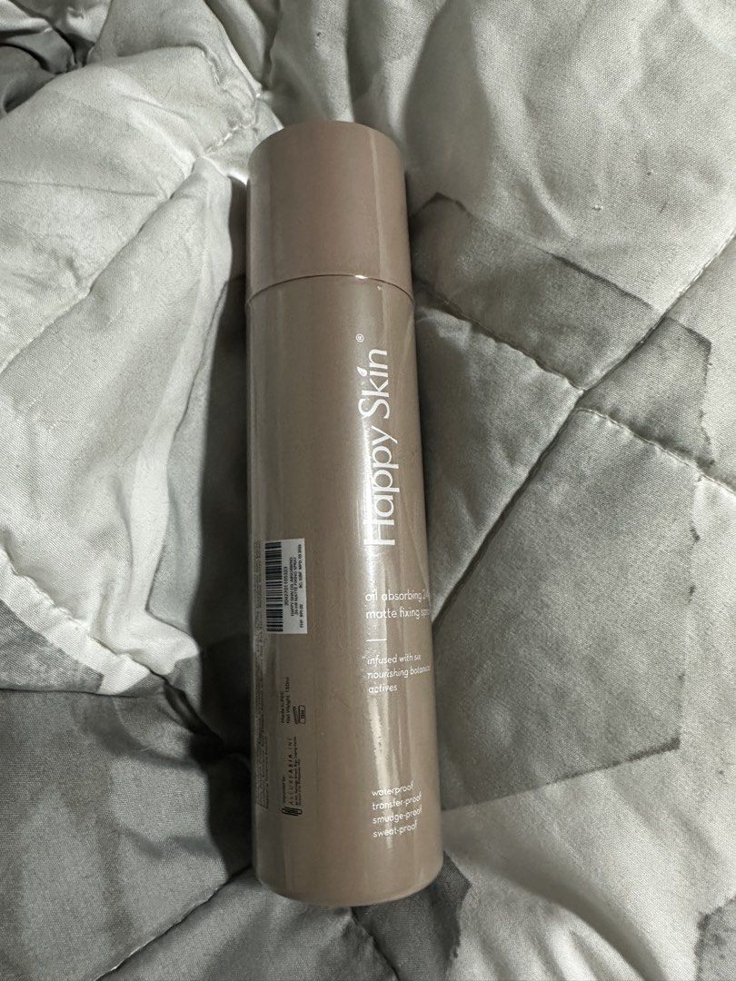 Happy Skin Matte Fixing Spray (Category: Makeup) located in Makati City. Submitted by freshandbloomph (Listing ID 1469523811, Image 1). Description: SEALED.