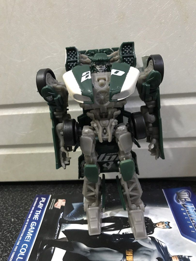 Hasbro Transformers Toys (Category: Action & Battle Toys) located in San Mateo. Submitted by quikzee (Listing ID 1469564108, Image 1). Description: Hasbro Transformers Toys.